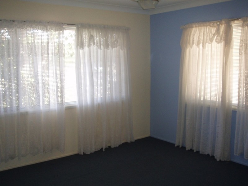 12 Isley Street, North Ward QLD 4810