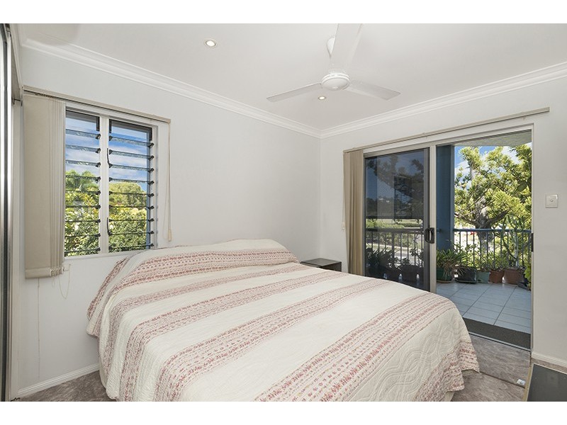 1/120 The Strand, North Ward QLD 4810
