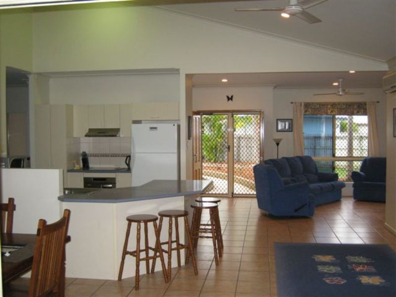 10 Wynberg Drive, Annandale QLD 4814