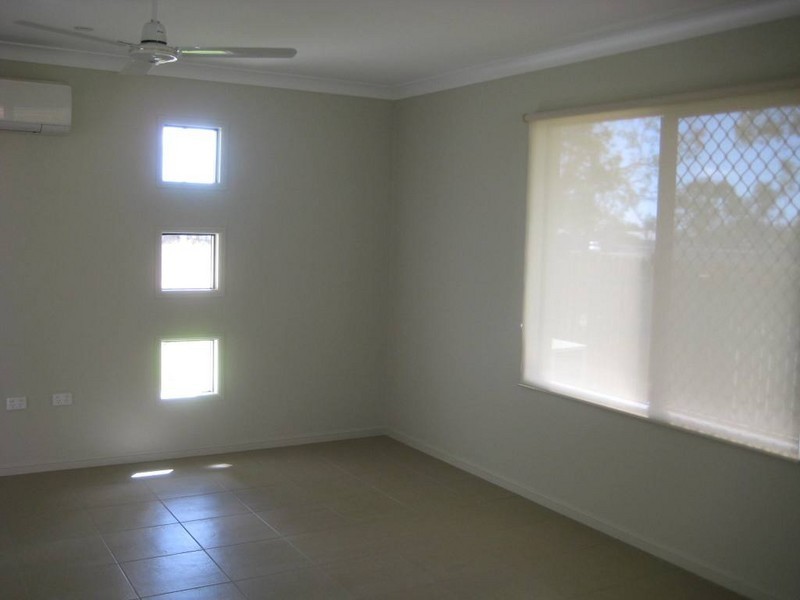 15 Tahlia Circuit, Mount Louisa QLD 4814