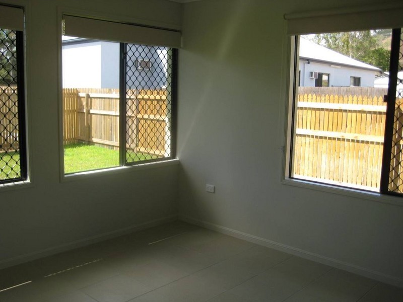 15 Tahlia Circuit, Mount Louisa QLD 4814