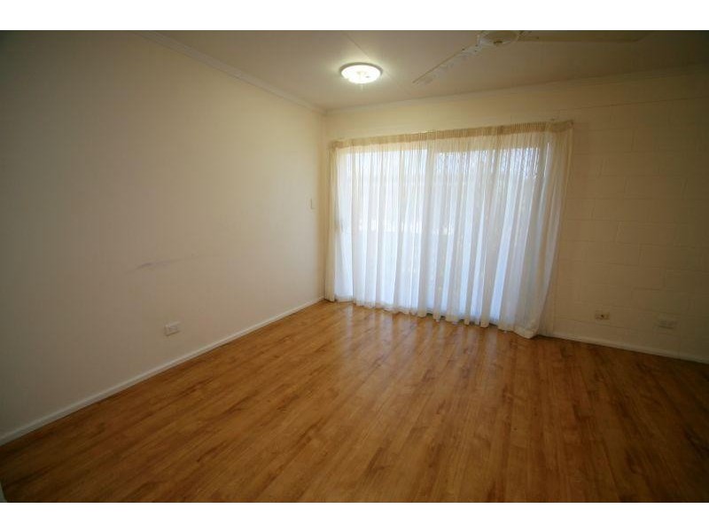 8/70 Eyre Street, North Ward QLD 4810