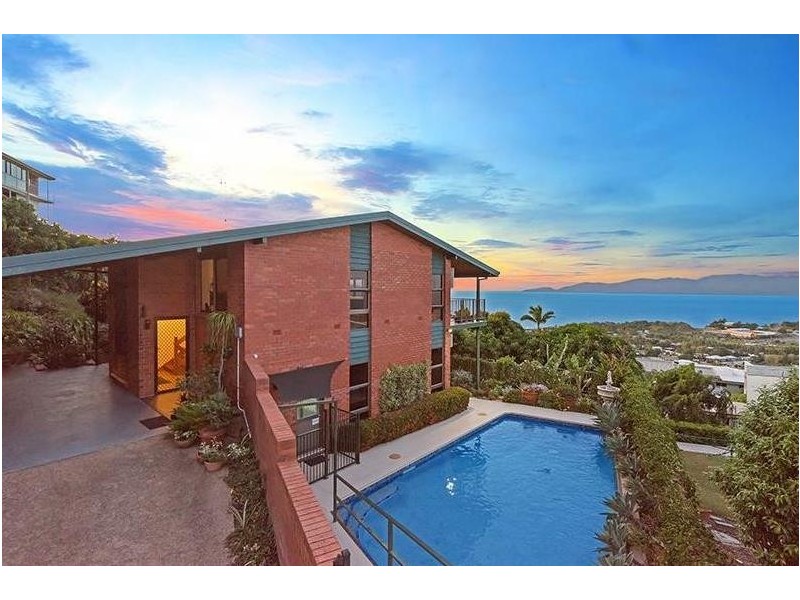 6 Edinburgh Court, Castle Hill QLD 4810