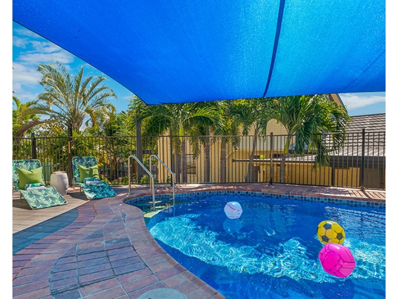 1 St James Drive, Belgian Gardens QLD 4810