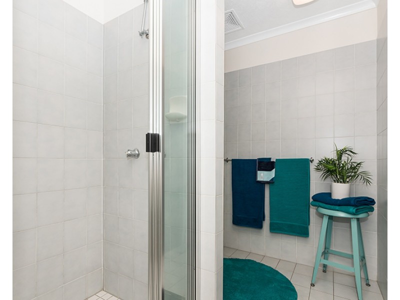 1 St James Drive, Belgian Gardens QLD 4810