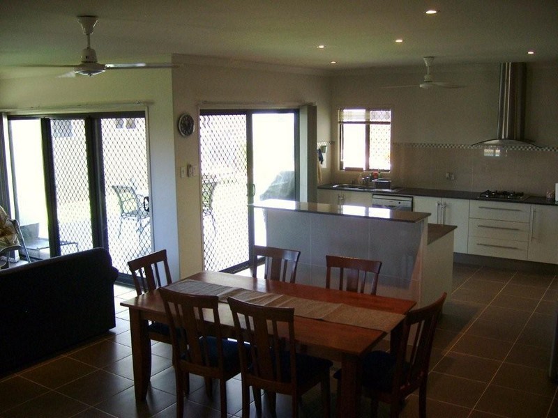 8 Newhaven Place, Idalia QLD 4811