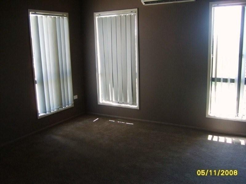 8 Newhaven Place, Idalia QLD 4811