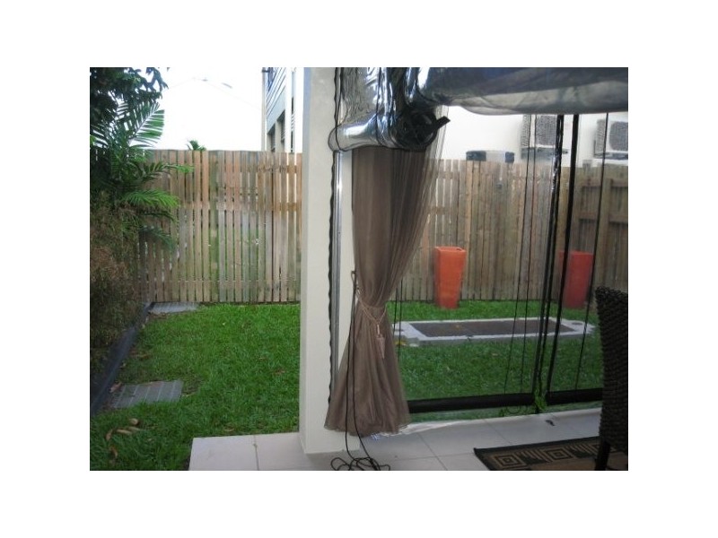 2/10 Oconnor Street, Rosslea QLD 4812