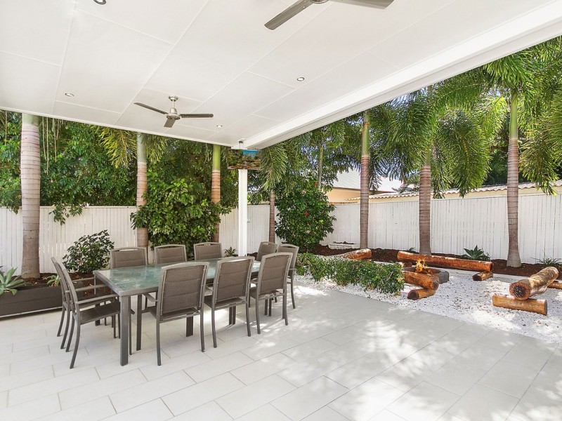 12 Parry Street, Belgian Gardens QLD 4810