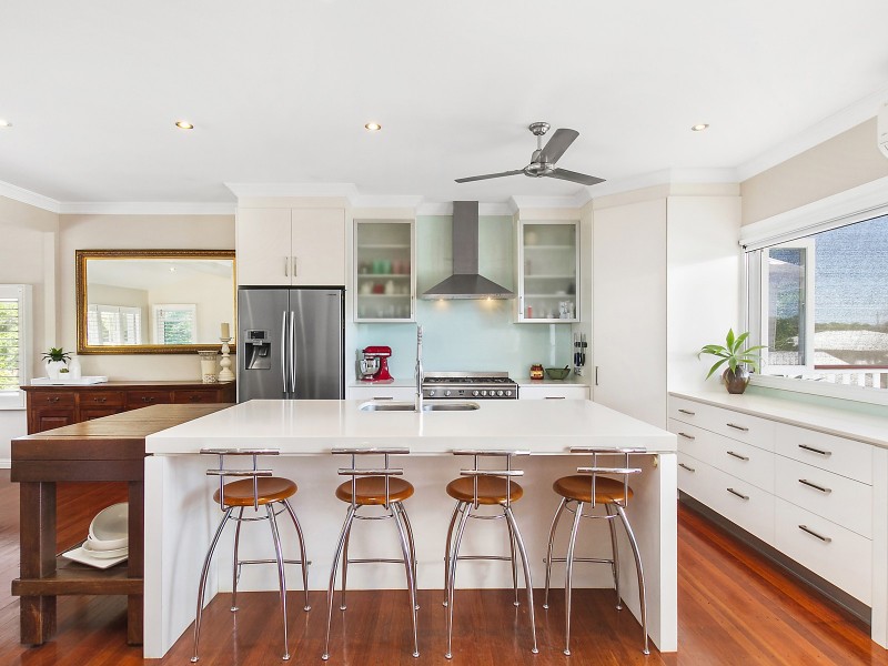 12 Parry Street, Belgian Gardens QLD 4810