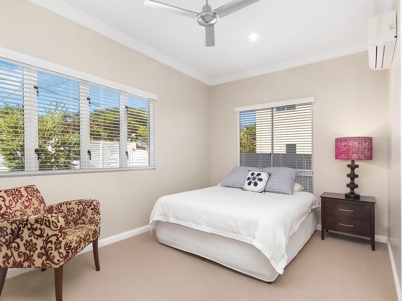 12 Parry Street, Belgian Gardens QLD 4810