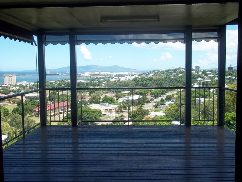 1/5 Glamis Court Yarrawonga, Townsville QLD 4810