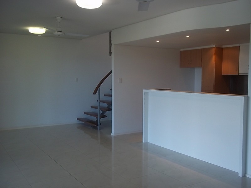 1/5 Glamis Court Yarrawonga, Townsville QLD 4810