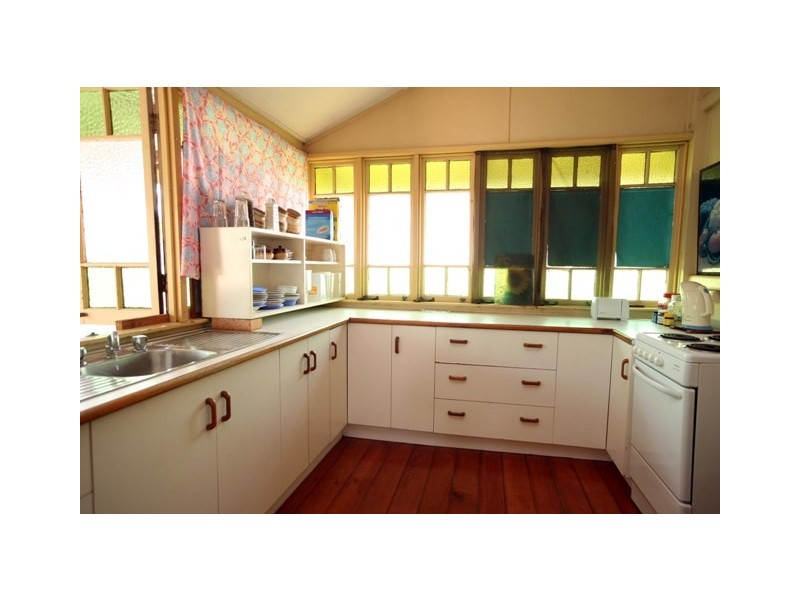 8a Martin Street, South Townsville QLD 4810