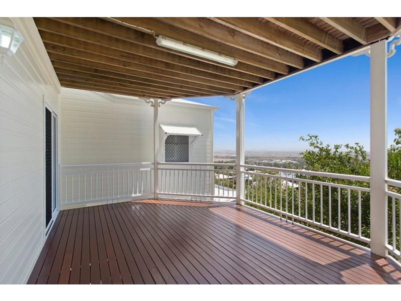 31 Balmoral Drive, Castle Hill QLD 4810