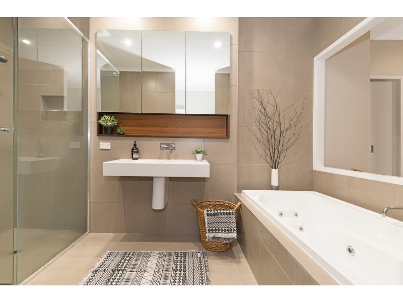 3 Riversleigh Terrace, Idalia QLD 4811