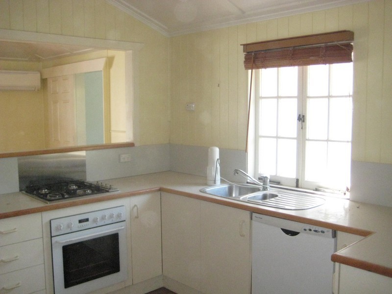 17 Chapman Street, Mysterton QLD 4812