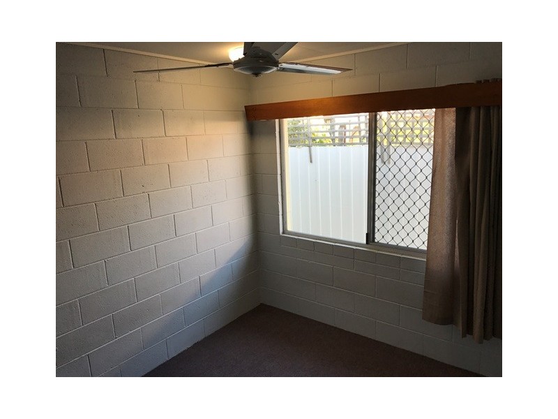 4/54a Park Street, Pimlico QLD 4812