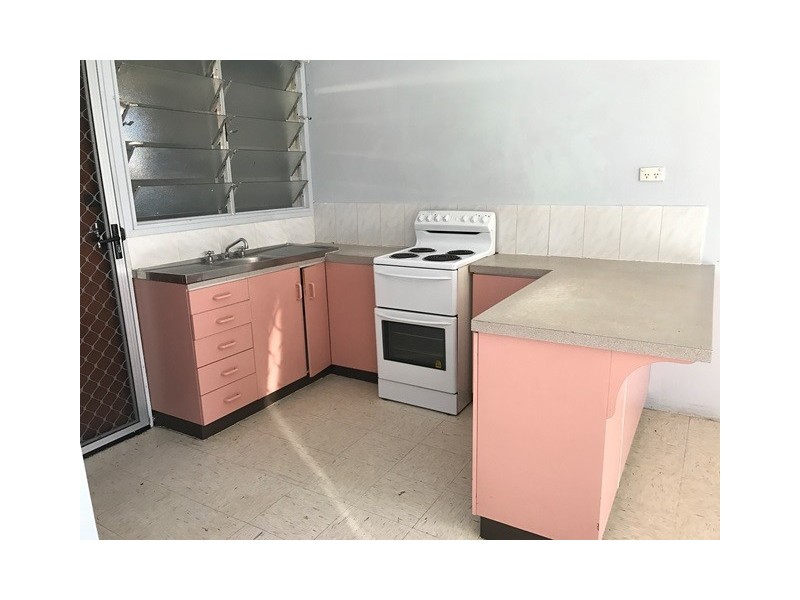 4/54a Park Street, Pimlico QLD 4812