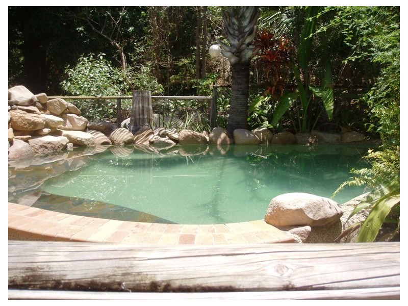 2/50 McCabe Cres Arcadia “Blue Pacific” from $980p/w, Magnetic Island QLD 4819