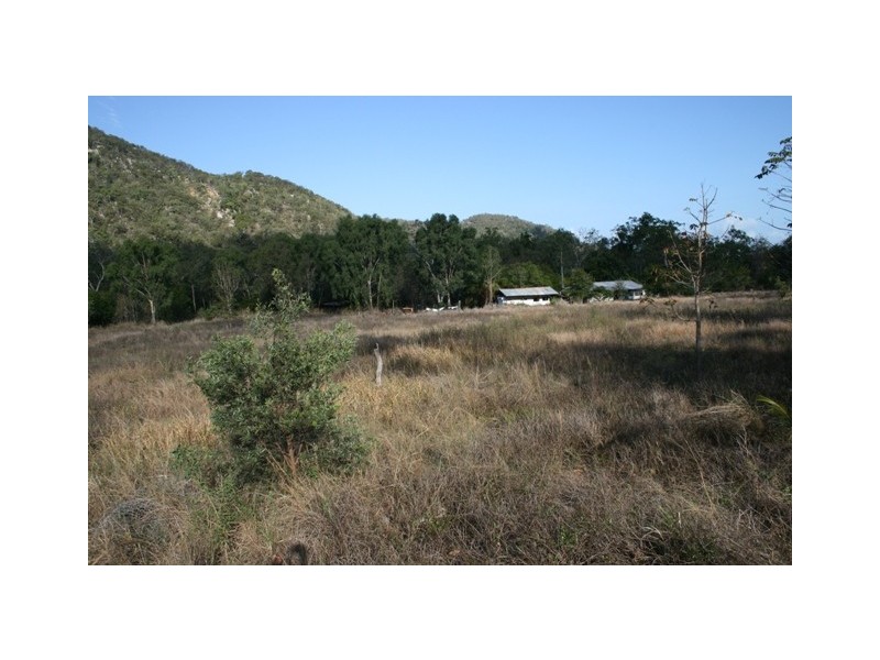 94 Mandalay Avenue, Nelly Bay, Magnetic Island QLD 4819