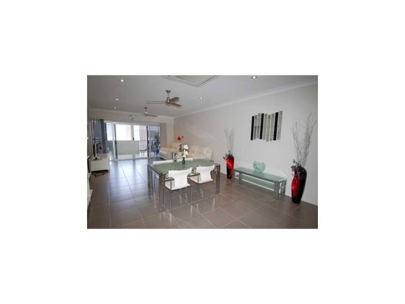 11/50 Primrose St, Townsville City QLD 4810