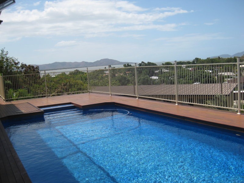 25 Gilbert Crescent, Castle Hill QLD 4810