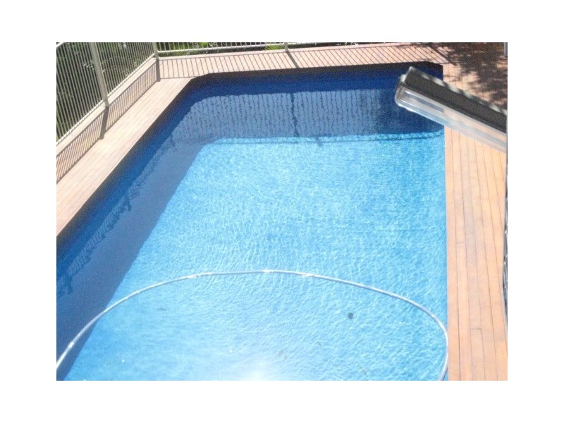 25 Gilbert Crescent, Castle Hill QLD 4810