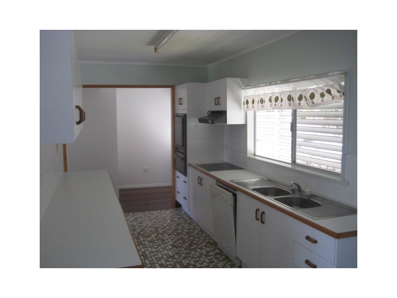 25 Gilbert Crescent, Castle Hill QLD 4810