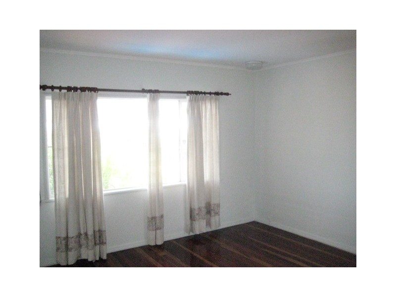 25 Gilbert Crescent, Castle Hill QLD 4810