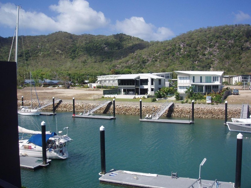 1/5 Terrace Place, Magnetic Island QLD 4819