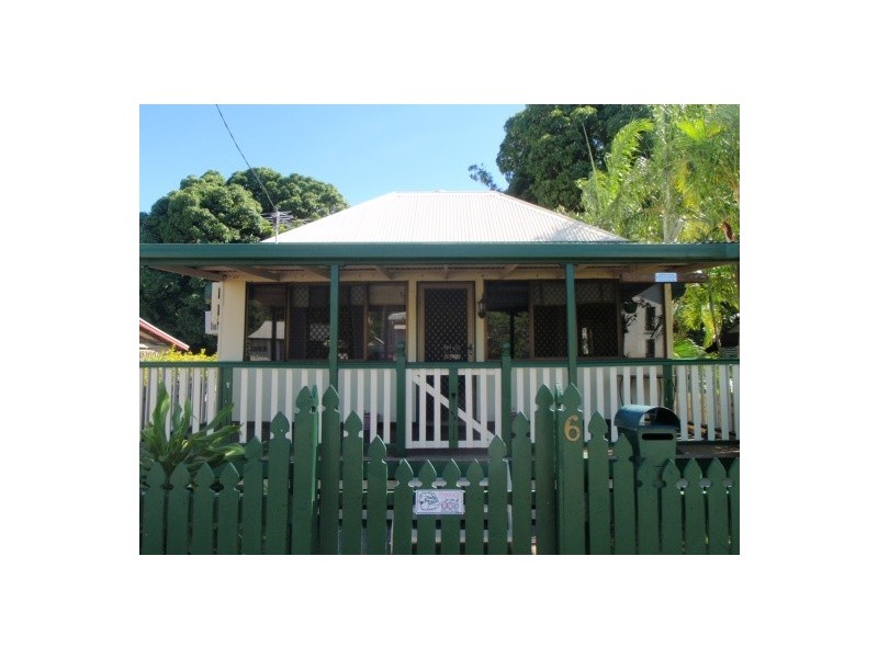 6 Plant Street, West End QLD 4810