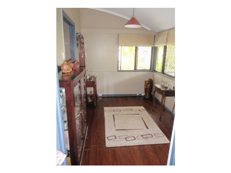 6 Plant Street, West End QLD 4810