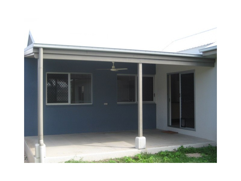 116 Riverbend Drive, Douglas QLD 4814