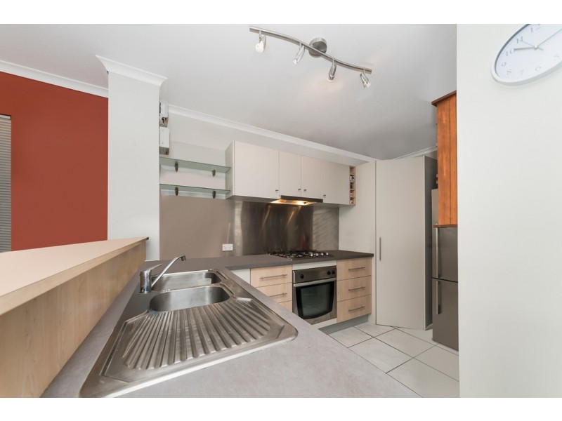 65/11-17 Stanley Street, Townsville City QLD 4810