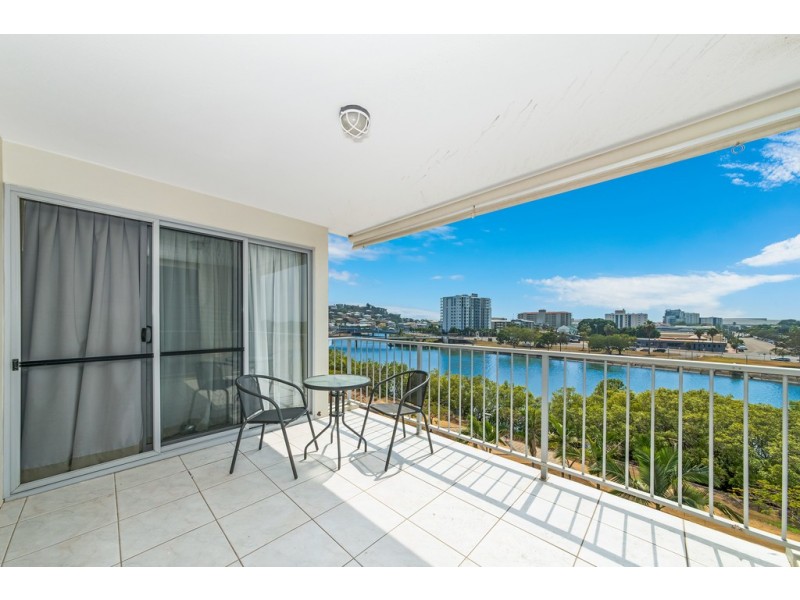 65/11-17 Stanley Street, Townsville City QLD 4810