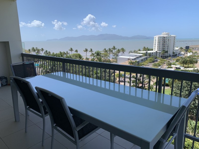 4/25 The Strand, North Ward QLD 4810