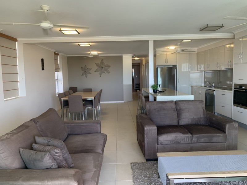 4/25 The Strand, North Ward QLD 4810