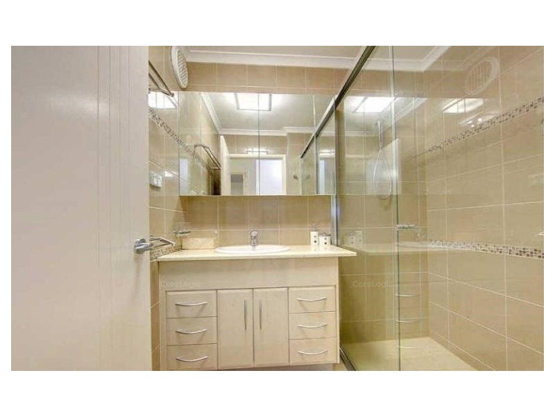 4/25 The Strand, North Ward QLD 4810