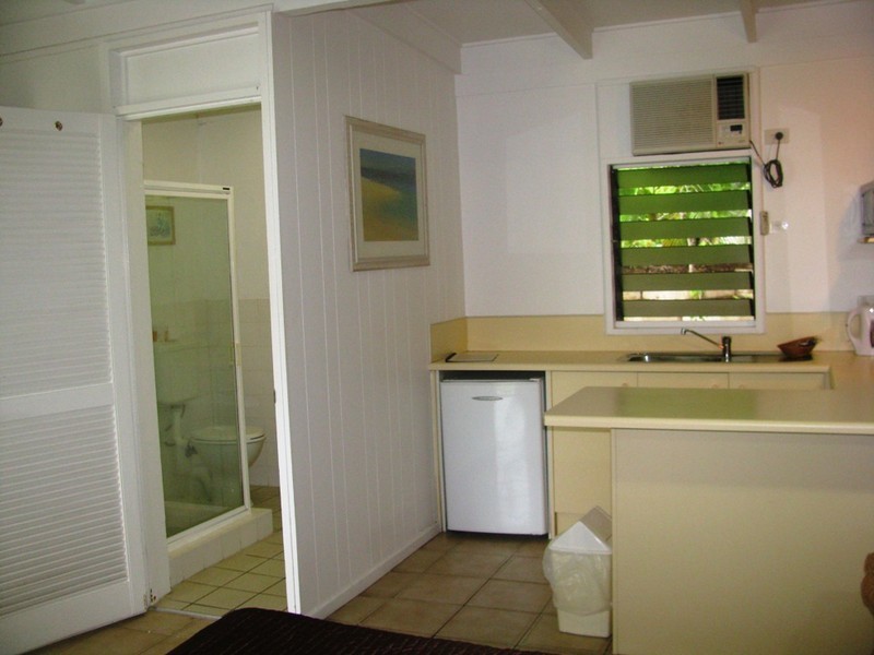 121/61 Mandalay Ave Nelly Bay, Magnetic Island QLD 4819