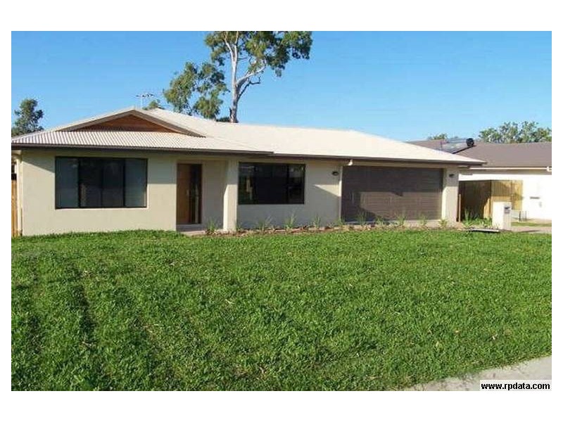 33 Anchorage Circuit, Bushland Beach QLD 4818