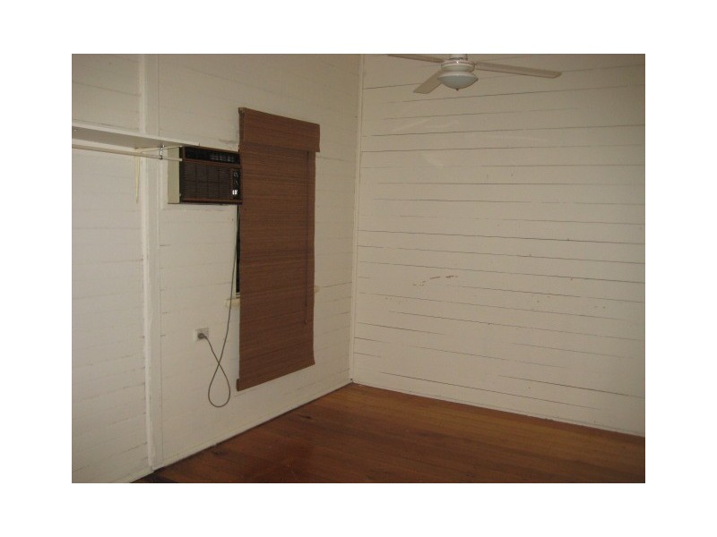 14B Fourth Avenue, South Townsville QLD 4810