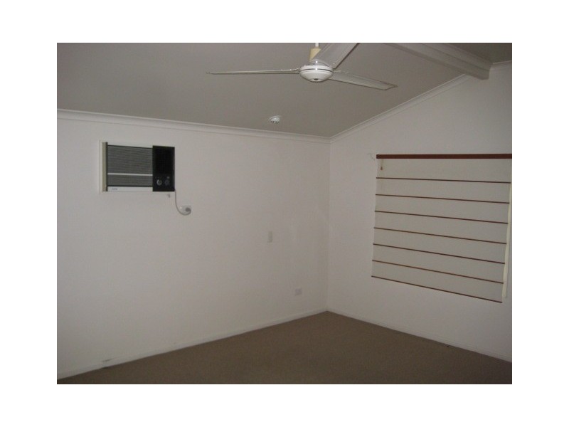 18 Fifth Street, Railway Estate QLD 4810