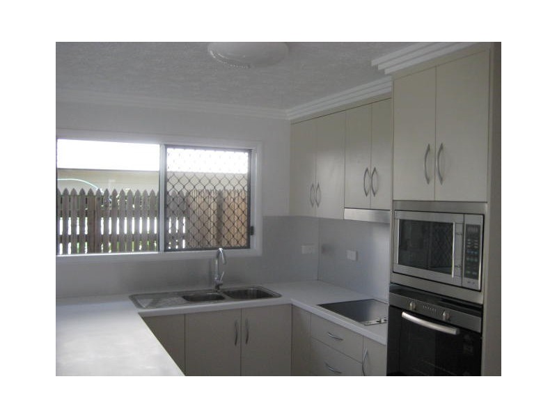 1/8 Ash Street, Kirwan QLD 4817