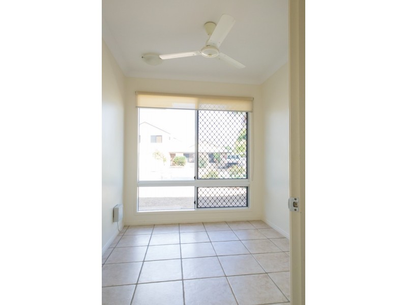 24 St Albans, Mount Louisa QLD 4814