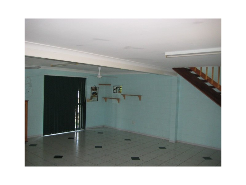 9 Gelling Crescent, Douglas QLD 4814