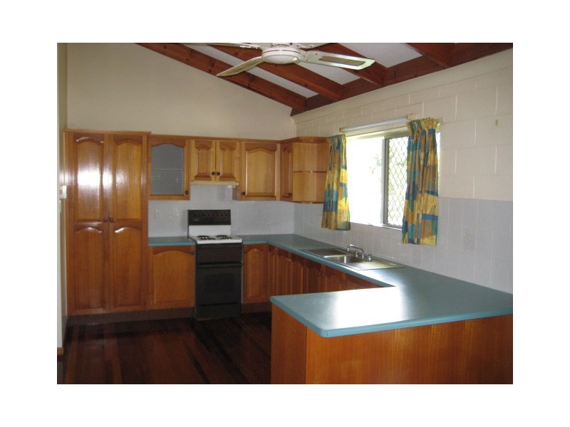 9 Gelling Crescent, Douglas QLD 4814