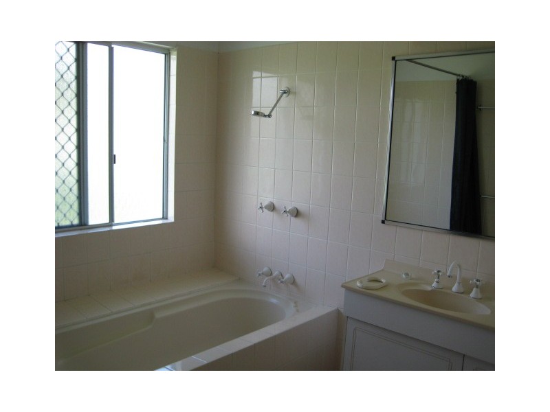 9 Gelling Crescent, Douglas QLD 4814