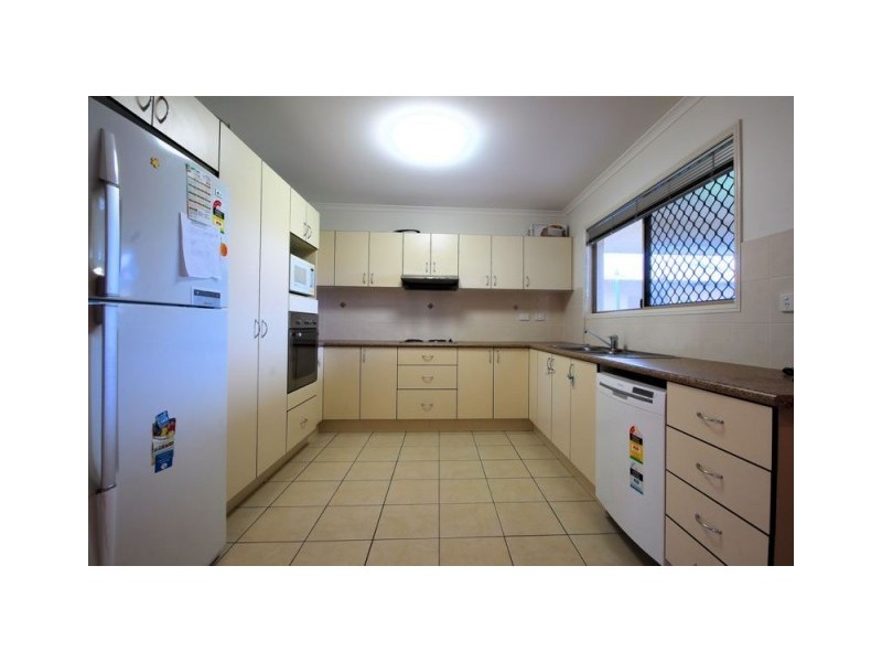 56 Thorn Street, Mount Louisa QLD 4814