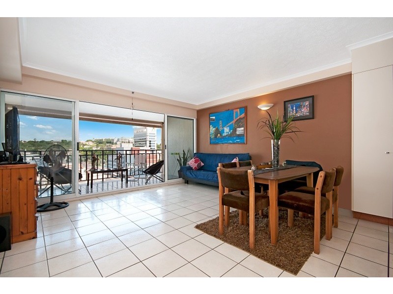 75/86 Ogden Street, Townsville City QLD 4810